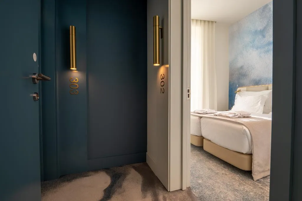FAMILY ROOM TWO BEDROOMS TWO BATHROOMS Room, Blue Liberdade Hotel, Lisbon
