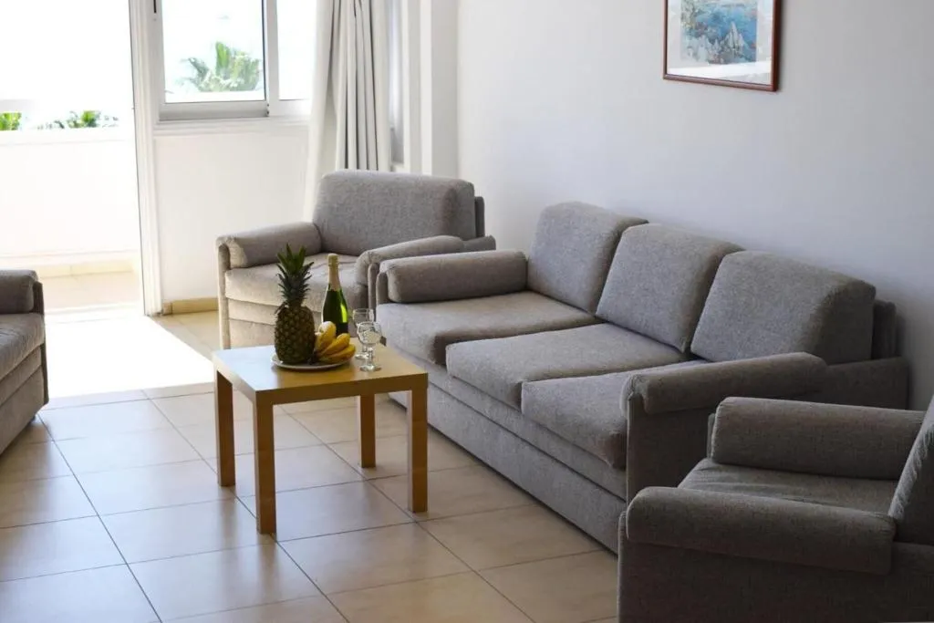 Room, Sun Hall Beach Hotel Apts, Cyprus