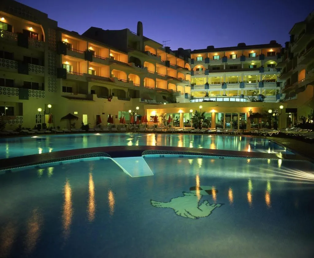 Pool, Luna Miramar Club, Algarve