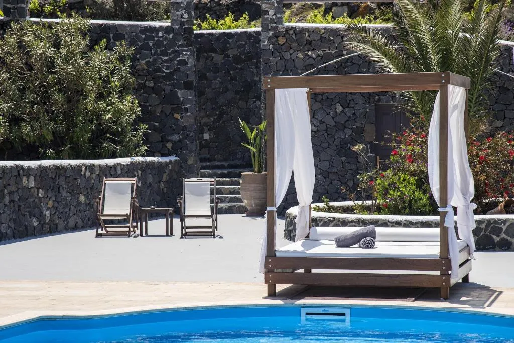 Sports and Entertainment, Caldera Memories, Santorini