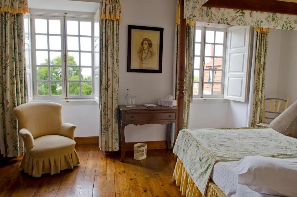 SINGLE STANDARD Room, Lawrence's Hotel, Lisbon