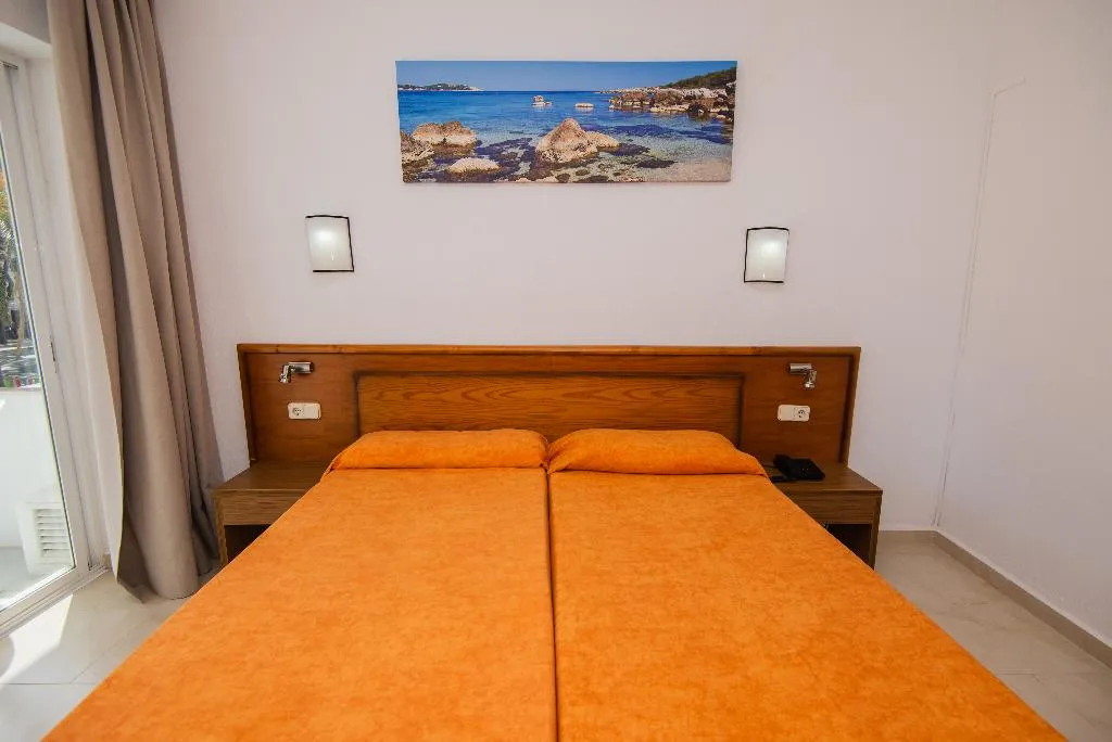 Double or Twin ECONOMY Room, Bella Mar, Majorca
