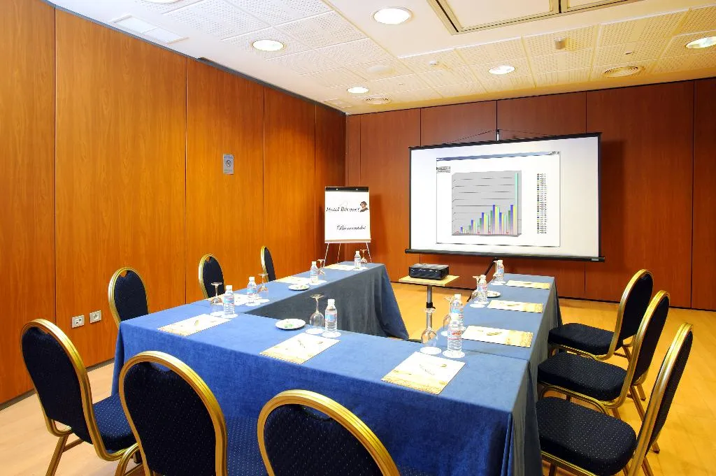 Conferences, Becquer, Seville