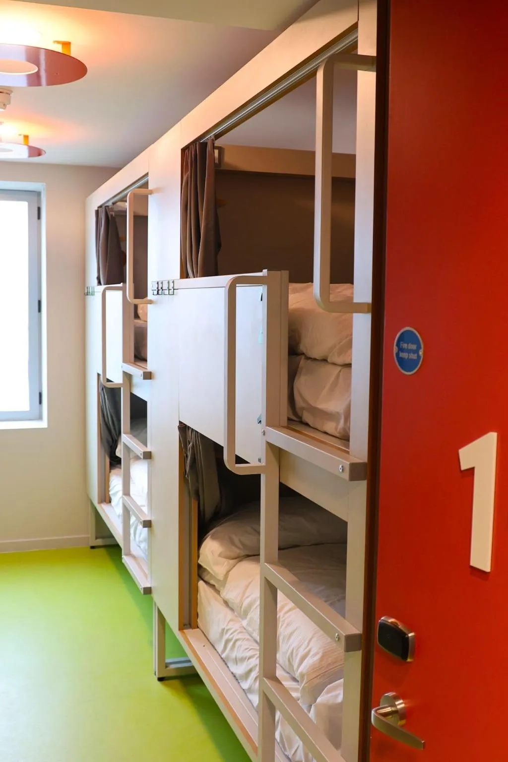 Room, Clink i Lár, Dublin