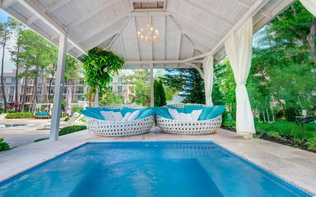 Pool, Venera & Anastasia Palace, Bourgas