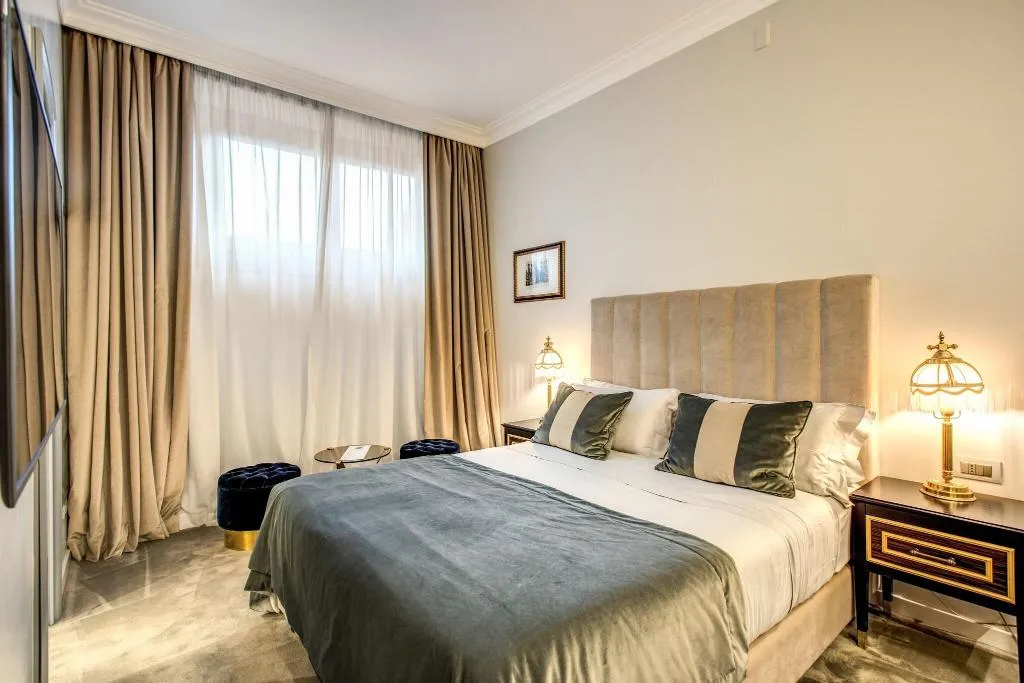 DOUBLE SUPERIOR QUEEN BED Room, Martius Private Suites Hotel, Rome
