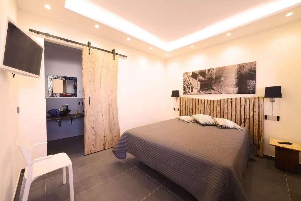 Room, Antichi Orti Del Sole, Naples