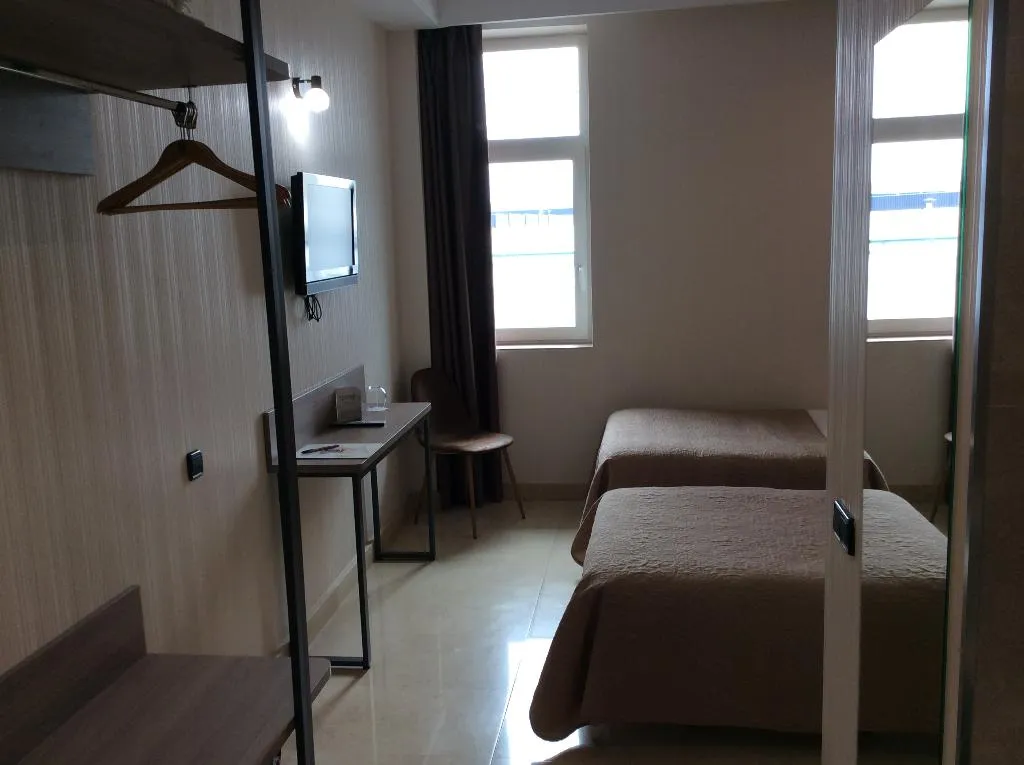 TWIN STANDARD Room, Ciudad De Fuenlabrada, Madrid