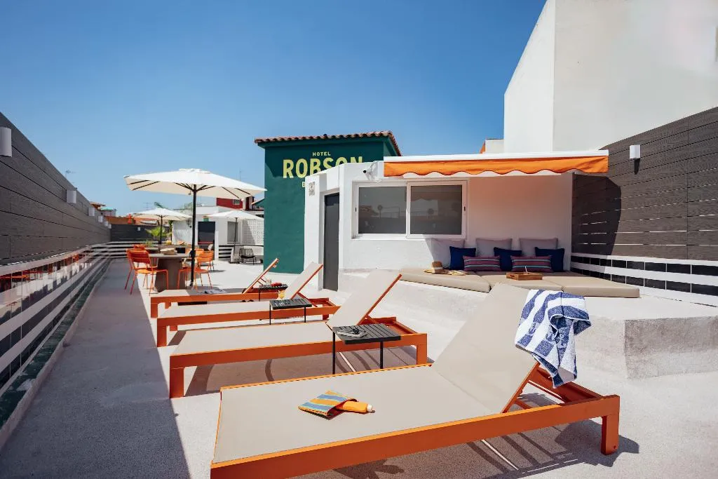 Terrace, Hotel Robson, Costa Brava