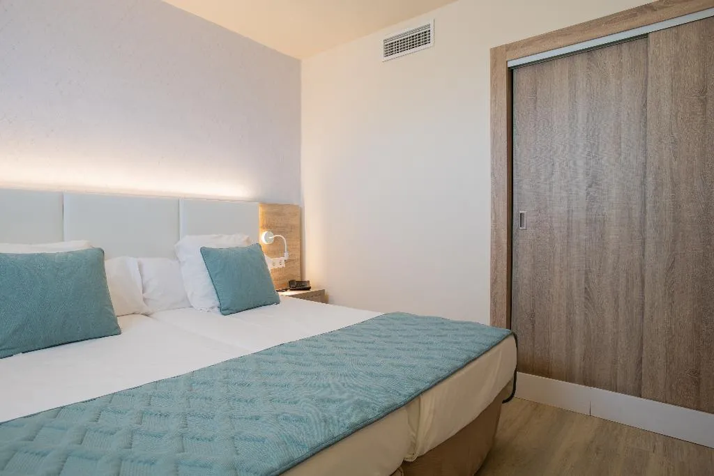 APARTMENT CAPACITY 5 Room, Leonardo Royal & Suites hotel Ibiza Santa Eulalia, Ibiza