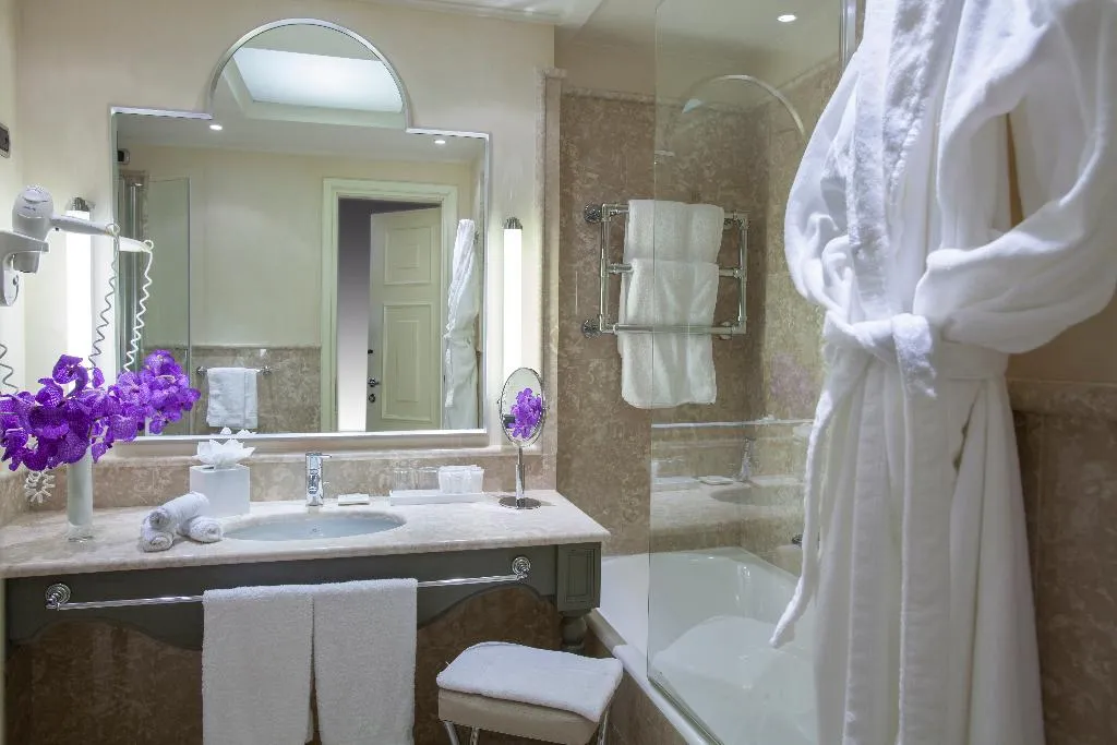SUITE STANDARD Room, Starhotels Tuscany, Florence