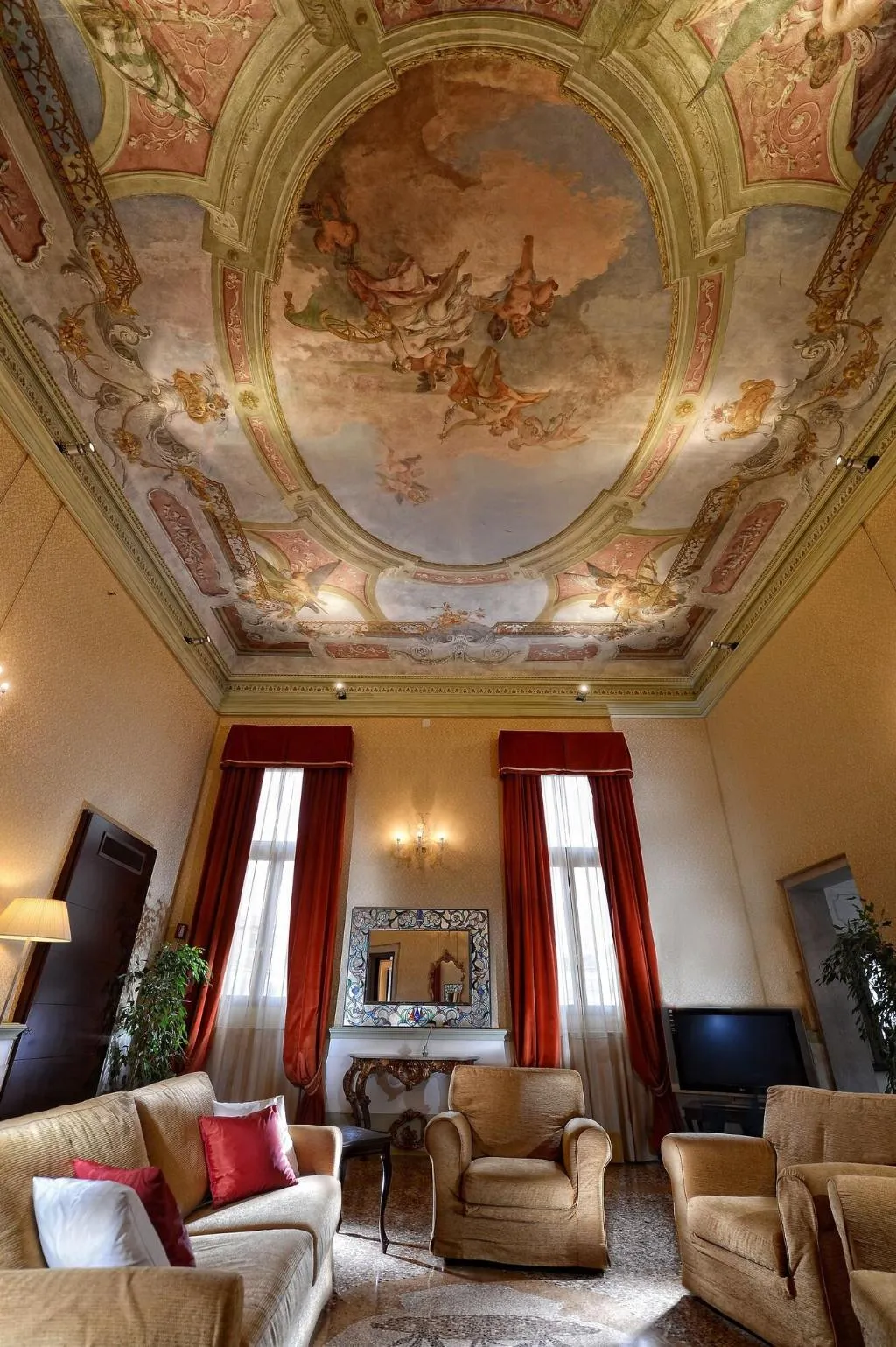 SUITE KING SIZE BED Room, Ruzzini Palace, Venice