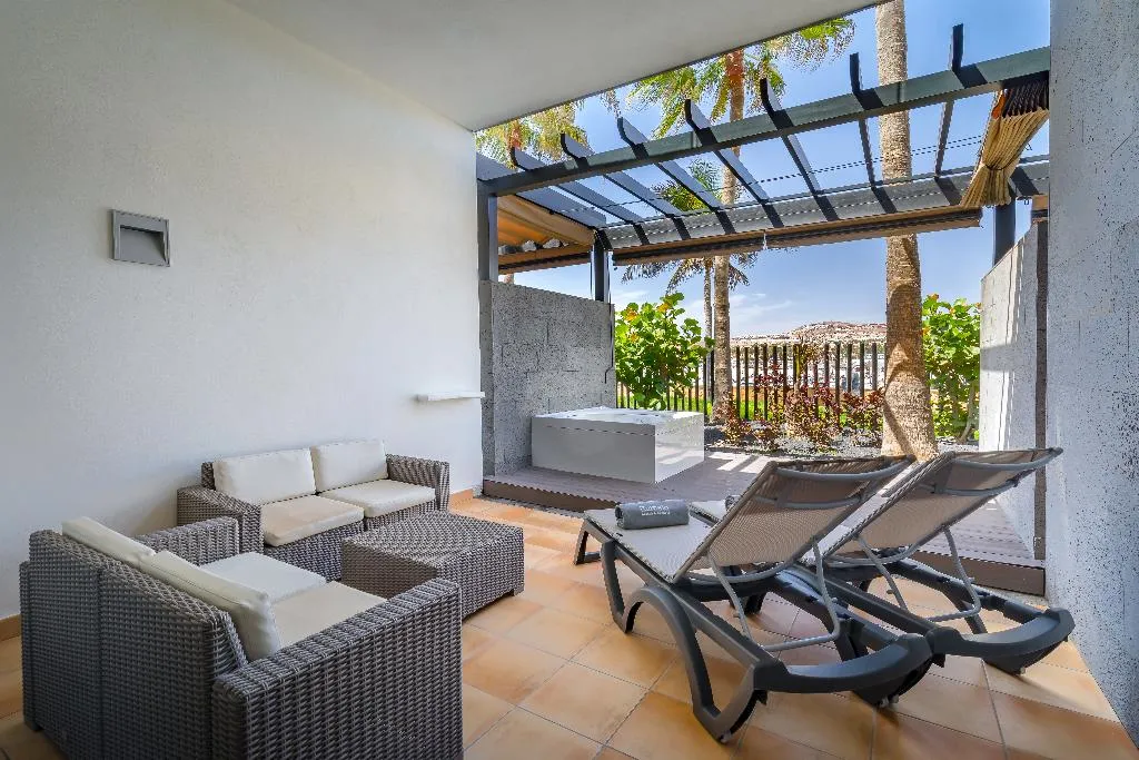 JUNIOR SUITE DELUXE SEA VIEW Room, Barcelo Fuerteventura Castillo, Fuerteventura