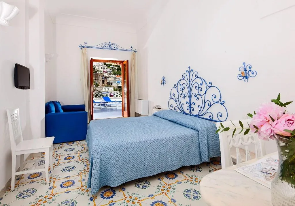 Room, Hotel Vittoria Positano, Naples
