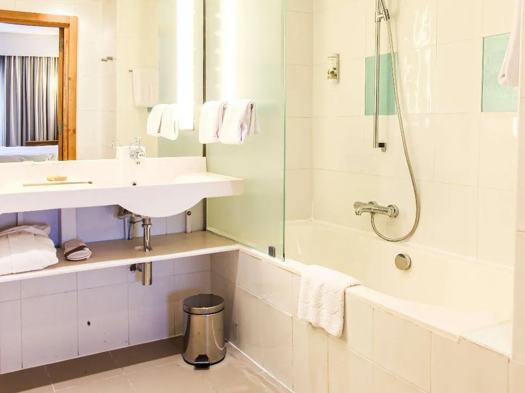 SUITE EXECUTIVE Room, Novotel Tunis, Tunisia