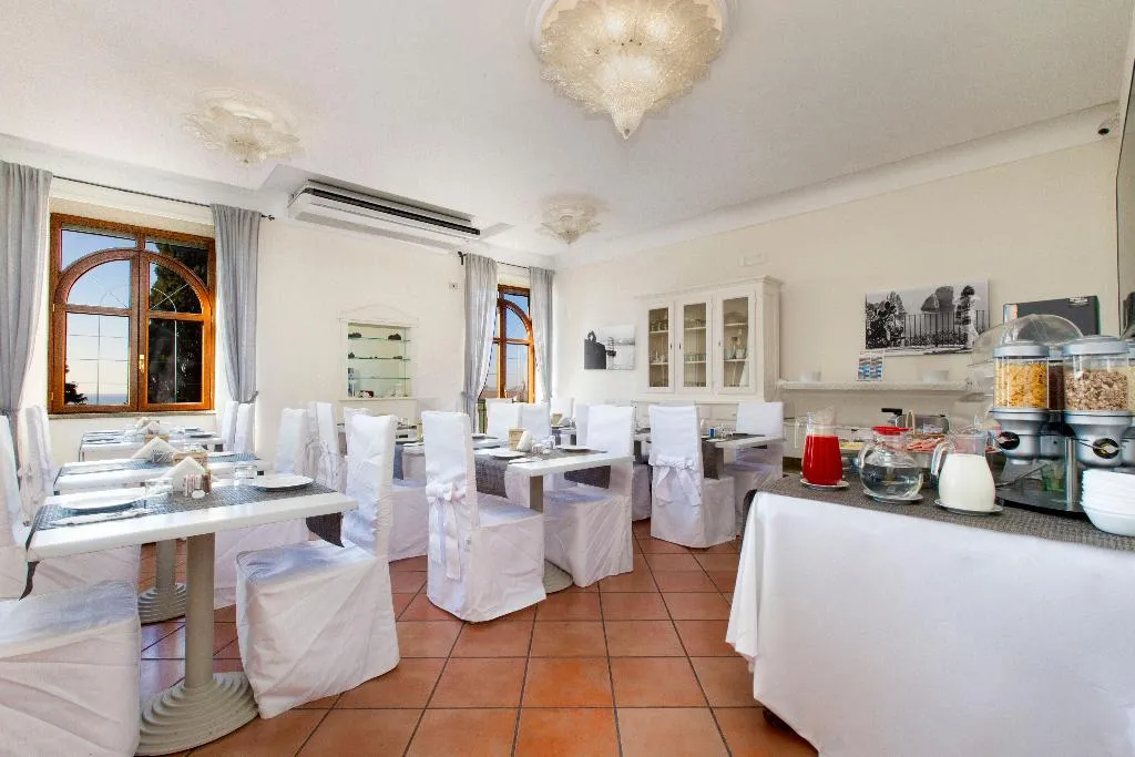 Restaurant, Hotel Herculaneum, Naples