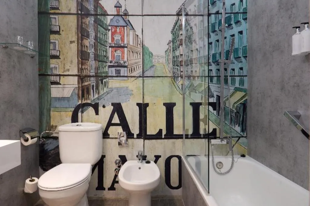Double or Twin STANDARD Room, Puerta de Toledo, Madrid