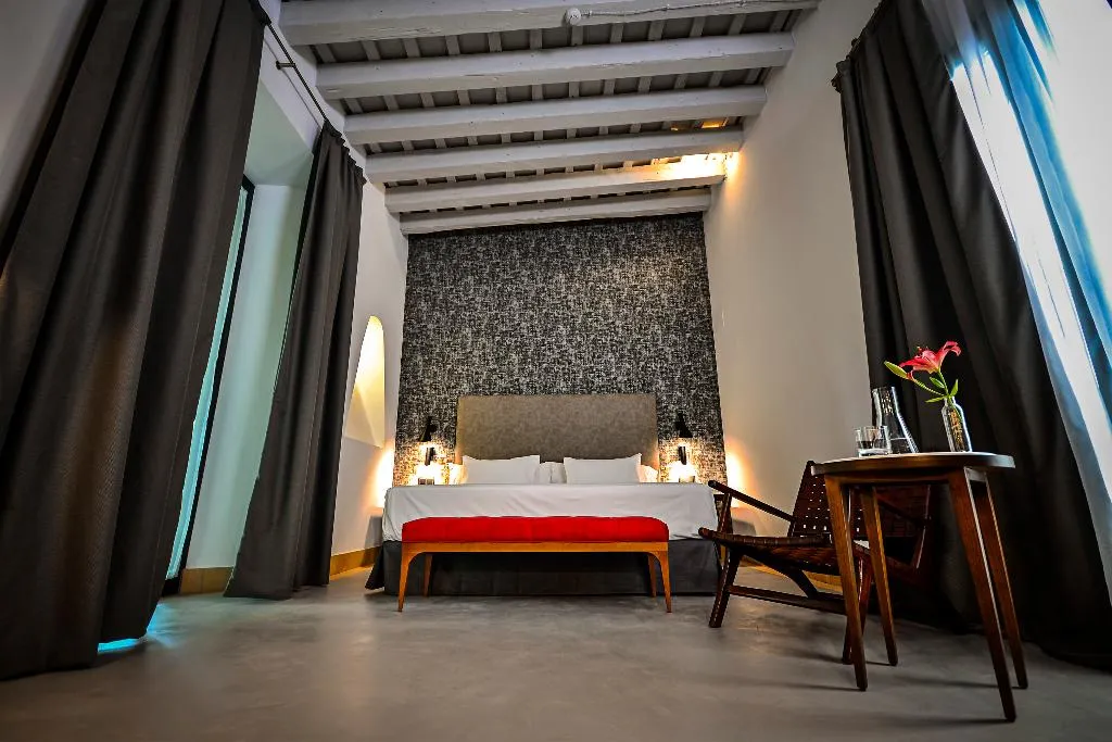 DOUBLE DELUXE ONE BED Room, Legado Alcazar, Seville