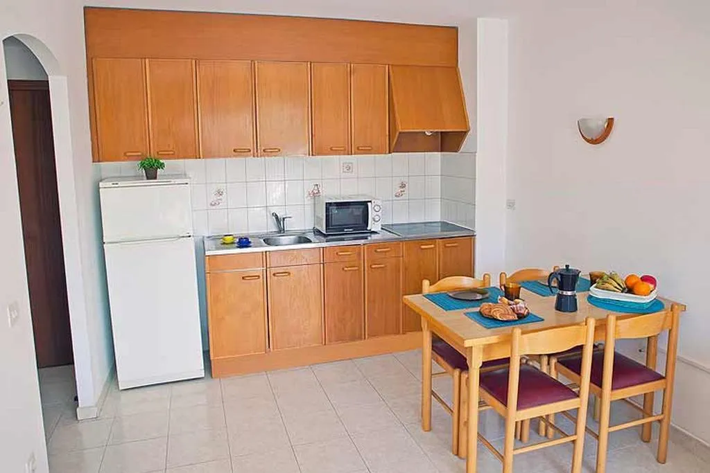 APARTMENT TWO BEDROOMS Room, Estartit Confort, Costa Brava