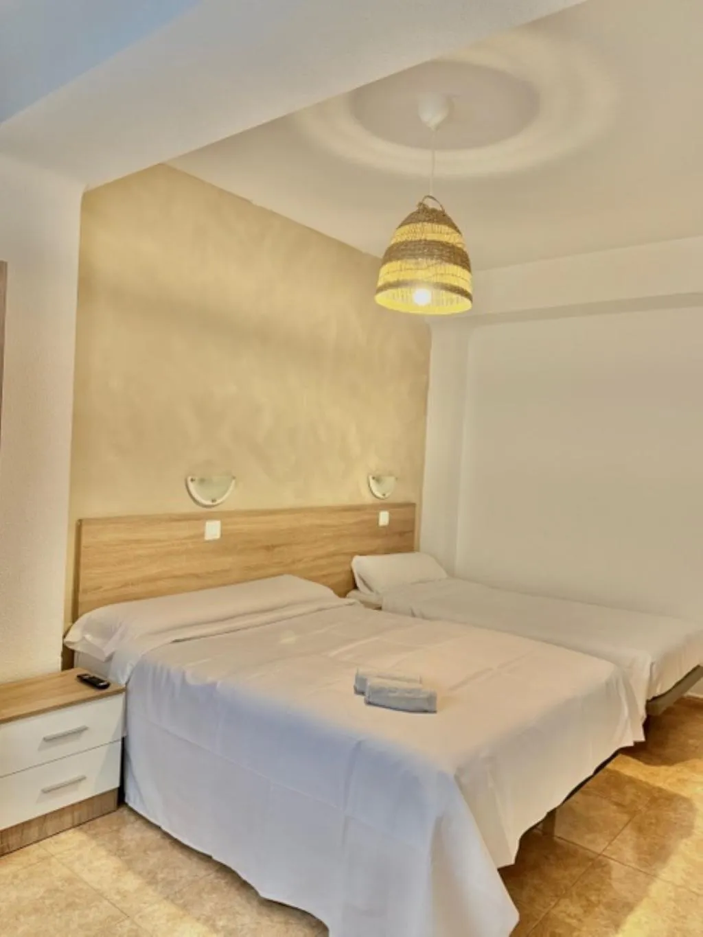 TRIPLE CITY VIEW Room, HS Altet Suites, Costa Blanca