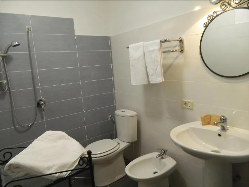 Room, Crispi Rooms, Catania