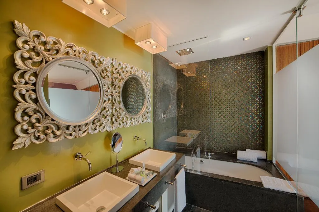 SUITE WITH TERRACE Room, NH Collection Taormina, Taormina