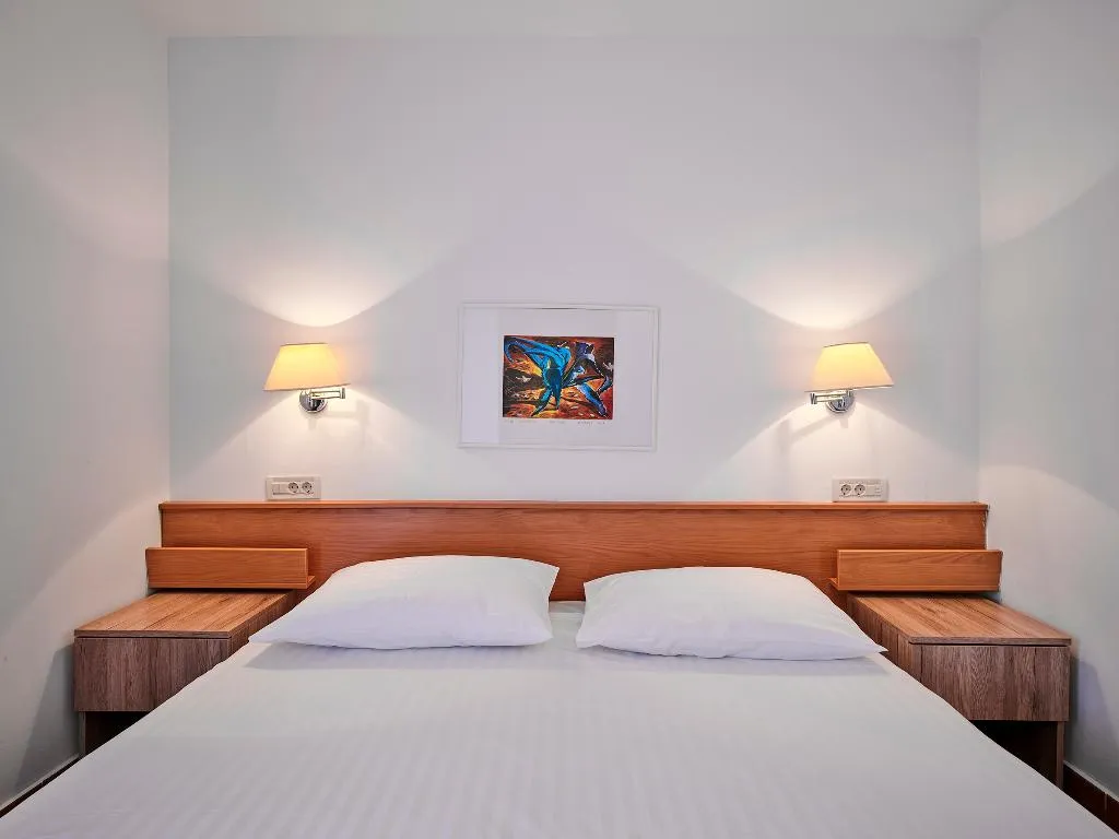 APARTMENT CAPACITY 6 Room, Maistra Select Naturist Park Koversada Apartments, Istria
