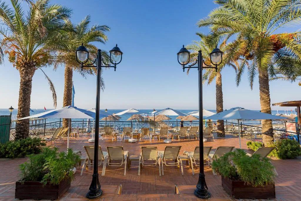 Terrace, Quattro Family Club Dem Hotel, Antalya