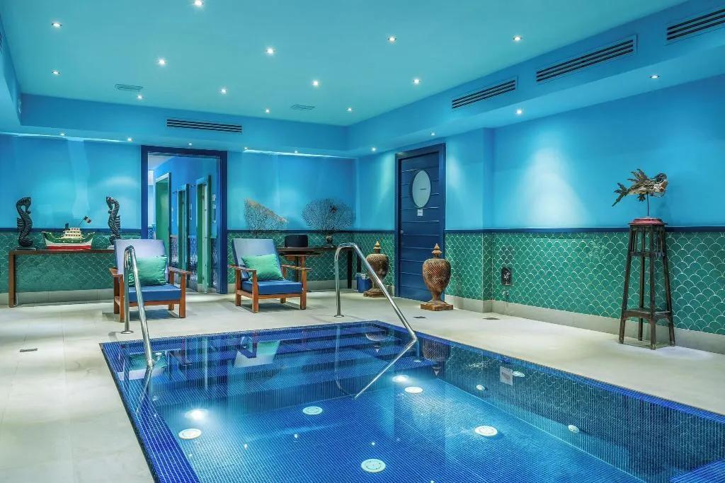 Pool, Capo La Gala Hotel & Wellness, Naples