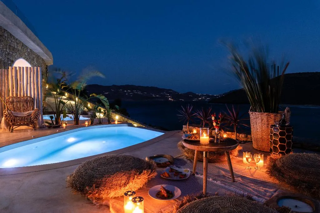 SUITE WITH PRIVATE POOL Room, Panormos Village Seaside Resort, Mykonos
