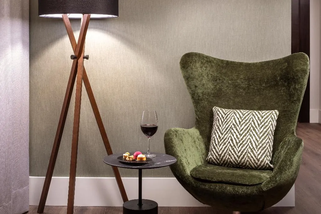 SUITE STANDARD Room, NH Collection Barcelona Gran Hotel Calderón, Barcelona