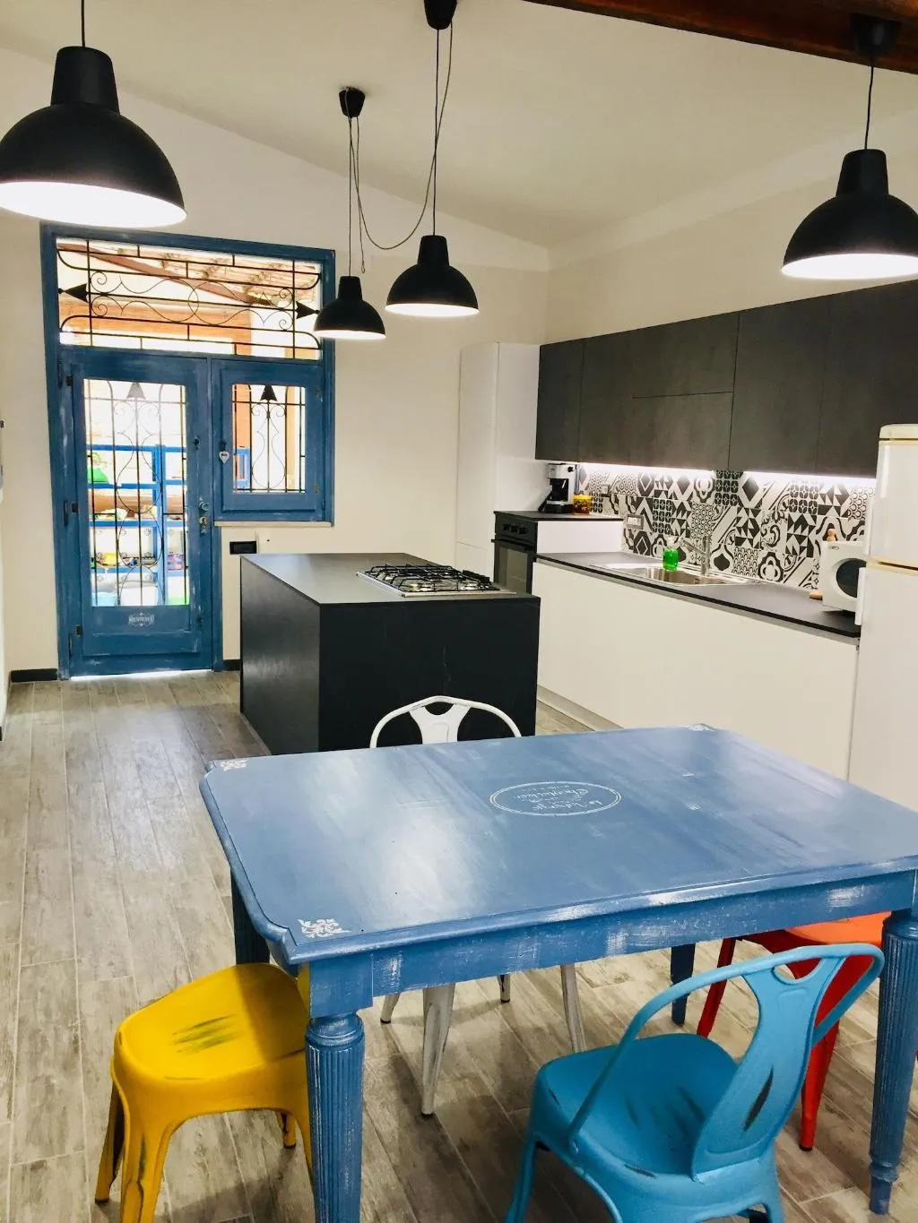 Room, Scilla e Cariddi Bed&Breakfast, Catania