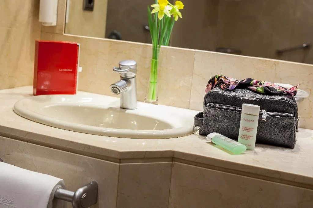 Double or Twin CLUB PREMIUM Room, Wellington Hotel & Spa Madrid, Madrid