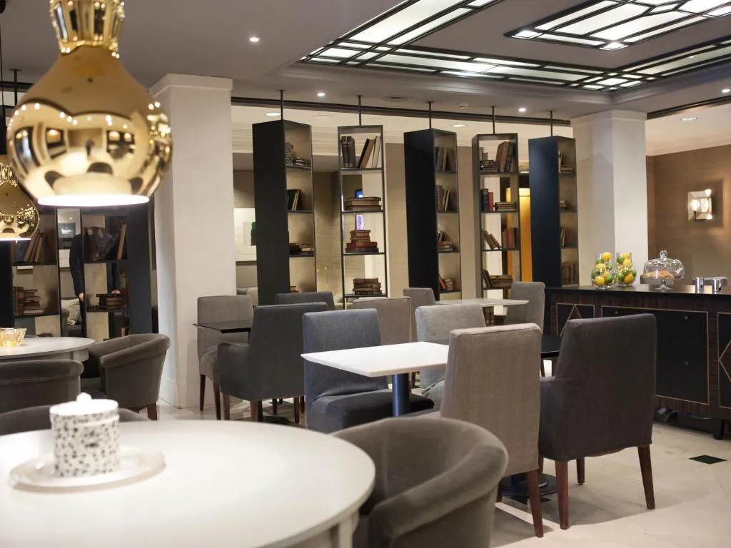 Restaurant, Hotel Balmoral, Barcelona