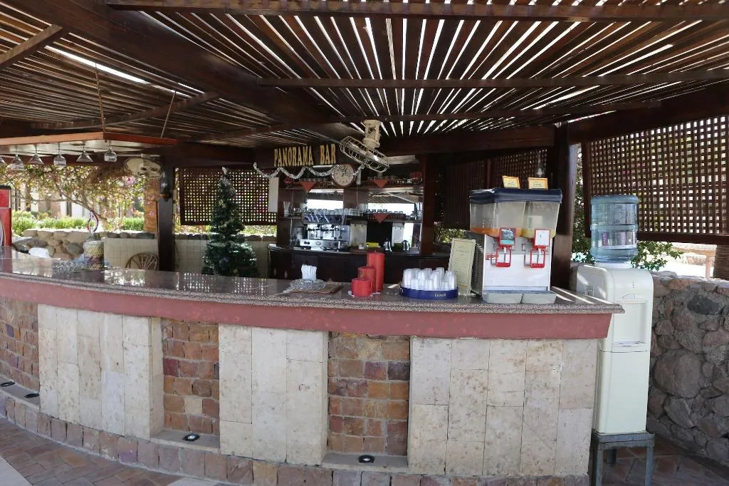 Sports and Entertainment, Club Reef Resort, Red Sea Riviera