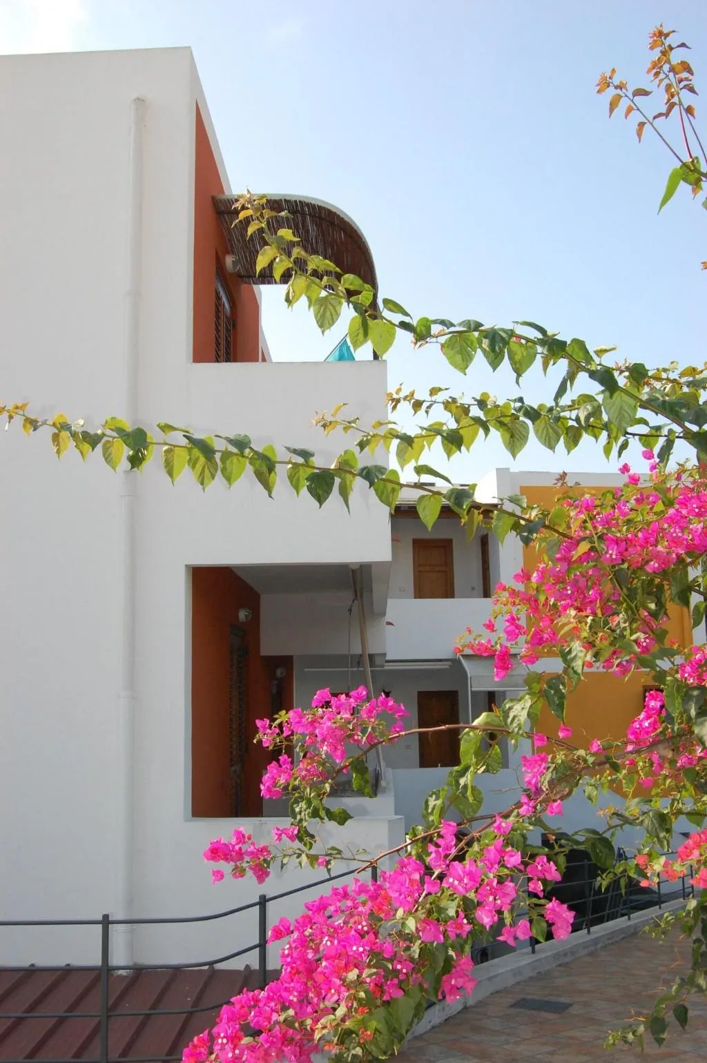 Lobby, Baia Portinenti, Catania