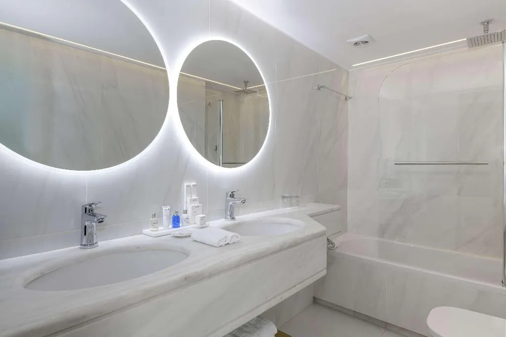Room, Radisson Blu Park Hotel Athens, Athens