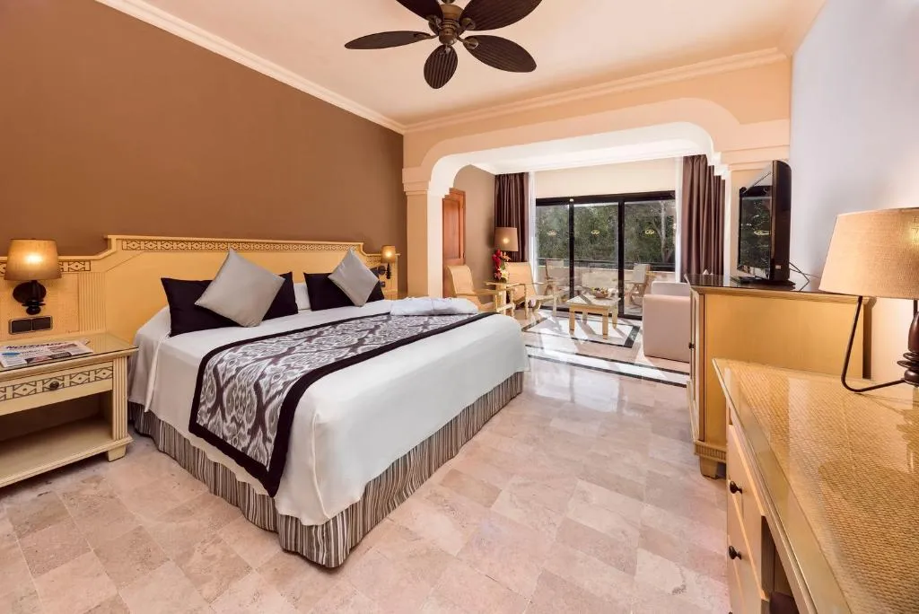 JUNIOR SUITE GARDEN VIEW Room, Grand Palladium Kantenah Resort & Spa, Cancun Area