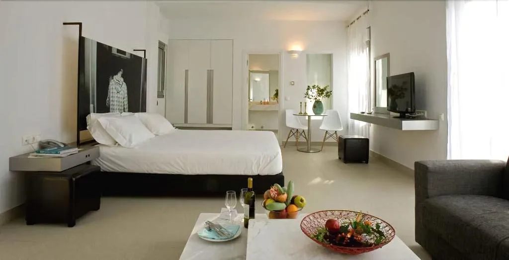 Room, Mare Dei Suites Hotel, Santorini