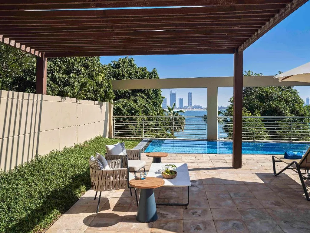 SUITE FOUR BEDROOMS WITH PRIVATE POOL Room, Rixos The Palm Hotel & Suites, Dubai
