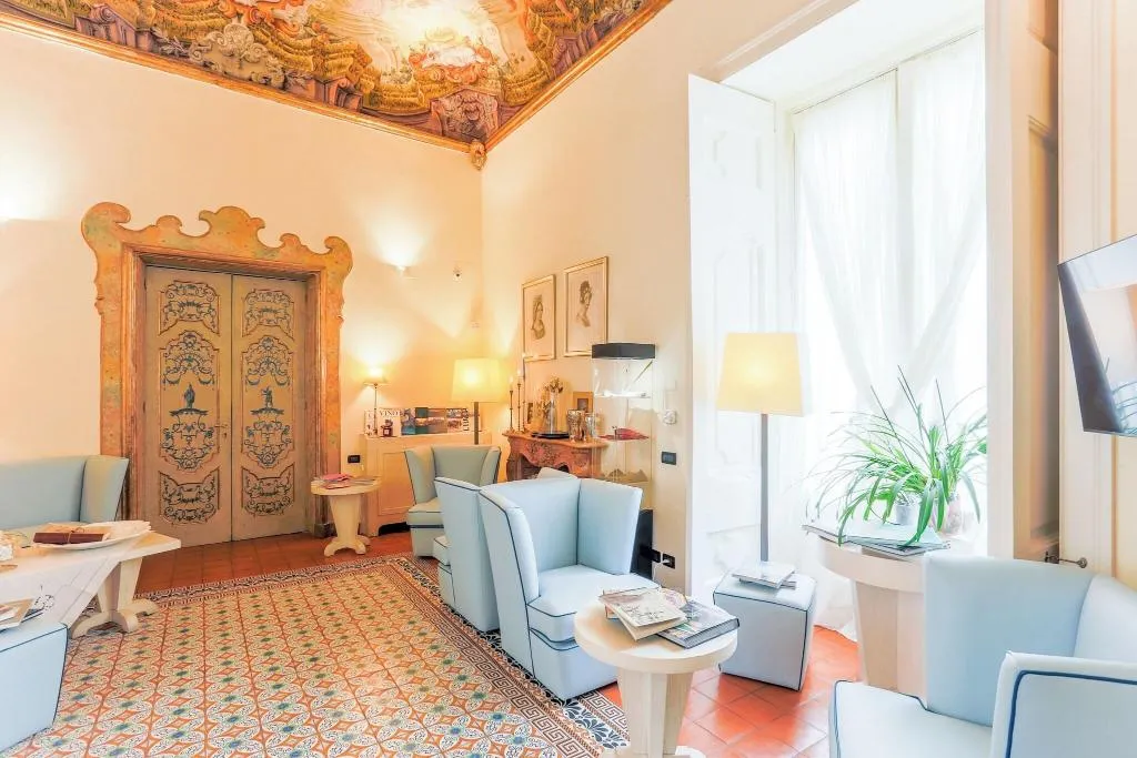 General view, Maison Tofani, Naples