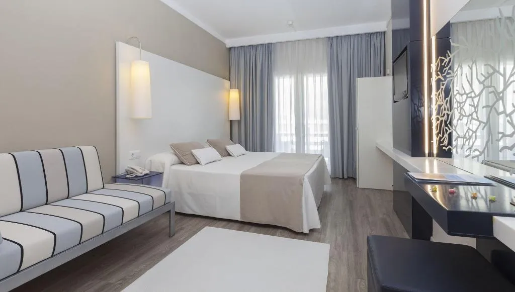Room, Canyelles Marina 3000, Costa Brava