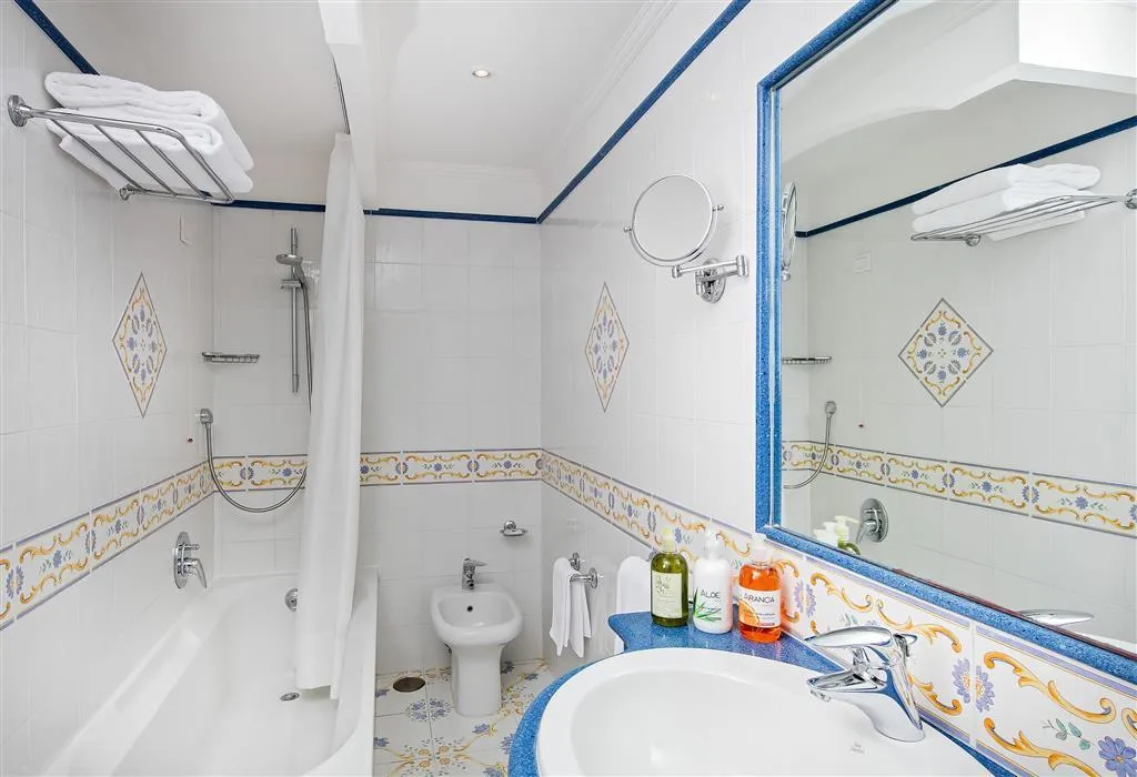 Room, Hotel Syrene Capri, Naples
