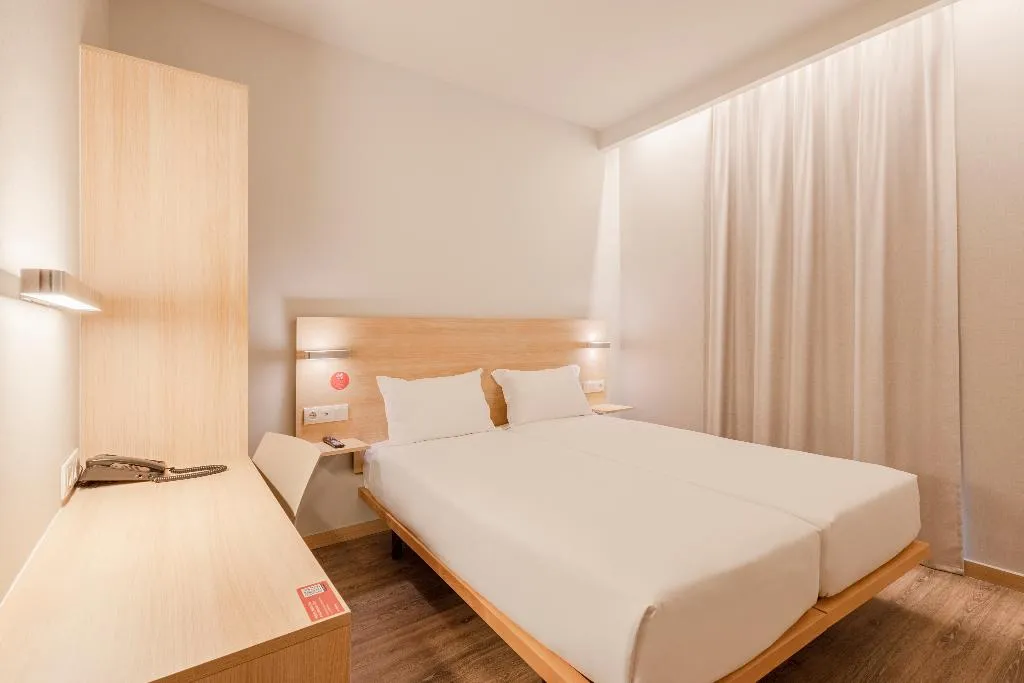 TWIN STANDARD Room, Moov Hotel Porto Centro, Porto