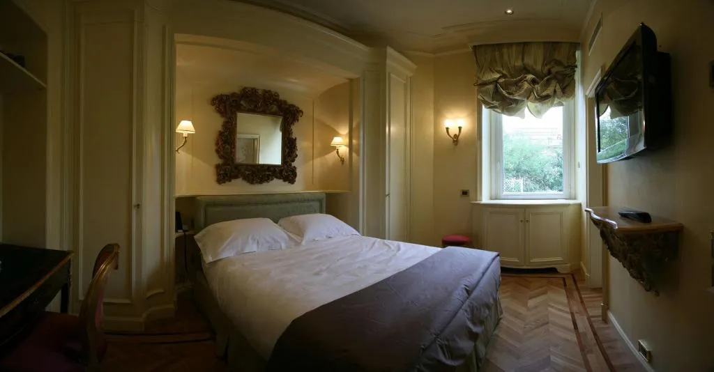 Room, Villa Duse, Rome