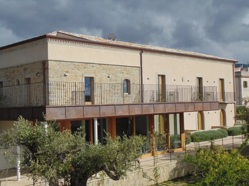 General view, Alimunera Hotel, Catania