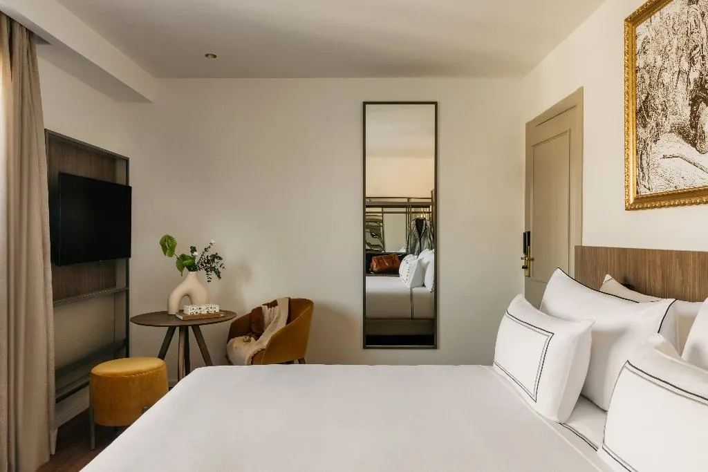 Room, Casa de las Artes, member of Melia Collection, Madrid