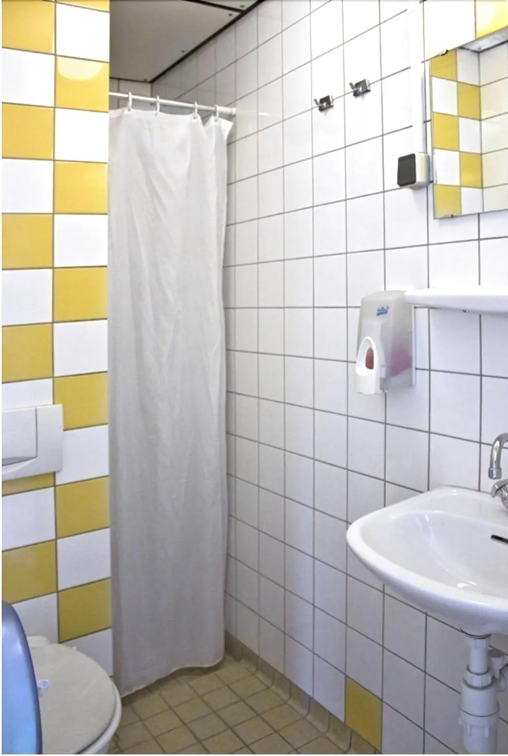 Room, Euphemia Old City Canal Zone, Amsterdam