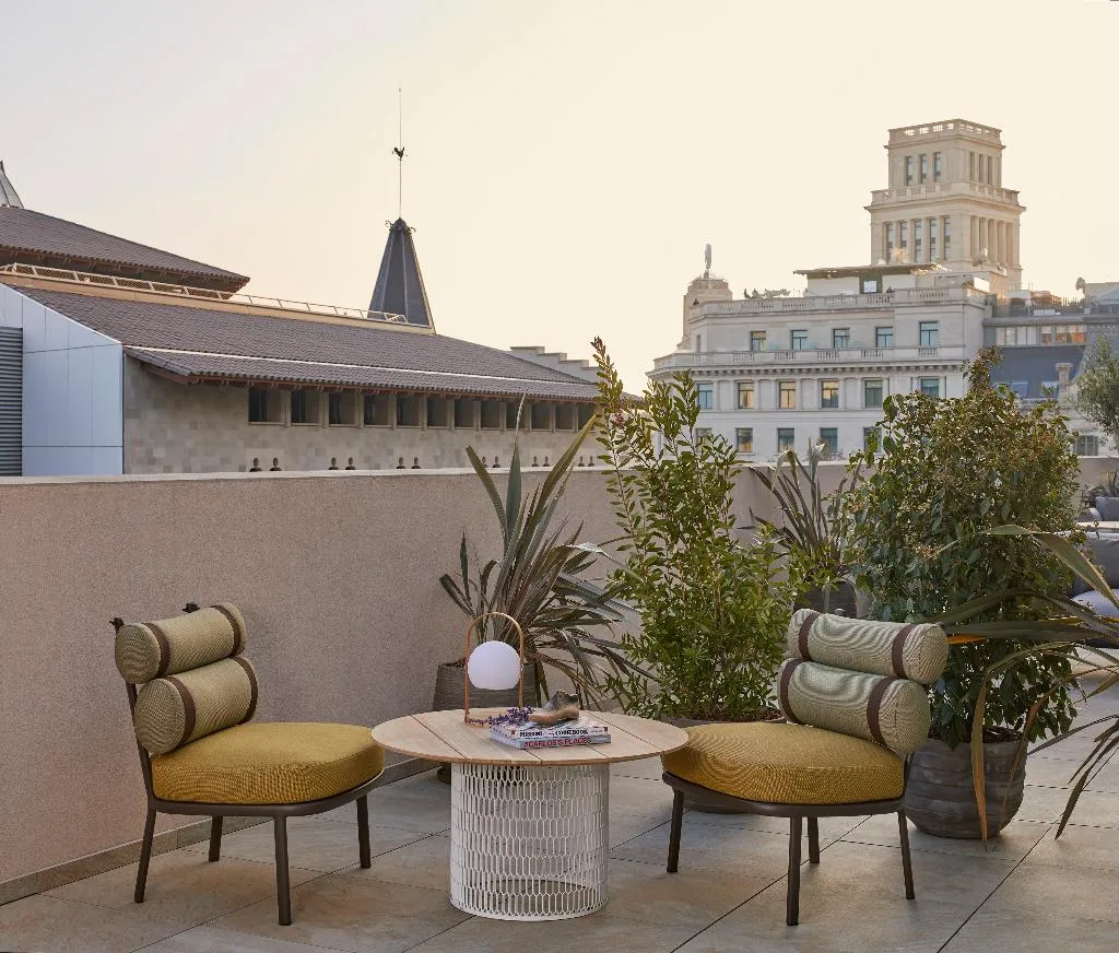 Room SUPERIOR WITH TERRACE Room, ME Barcelona, Barcelona