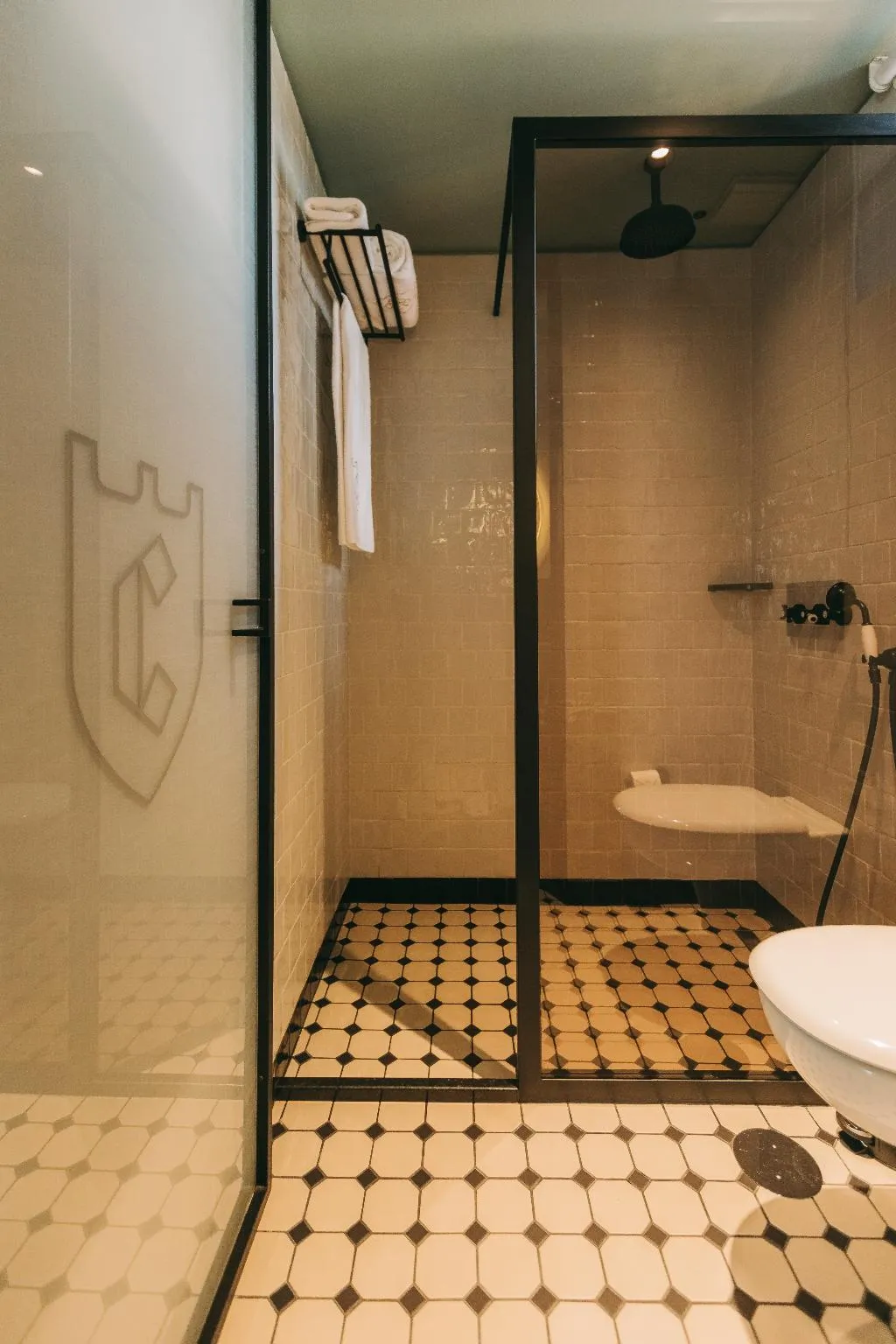 JUNIOR SUITE ONE BED Room, Torel Royal Court, Porto